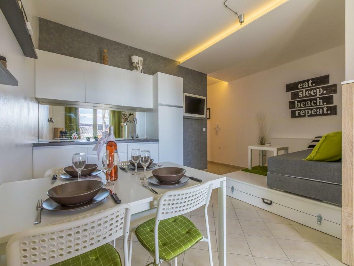 Apartment Color Green Dramalj Exterior foto